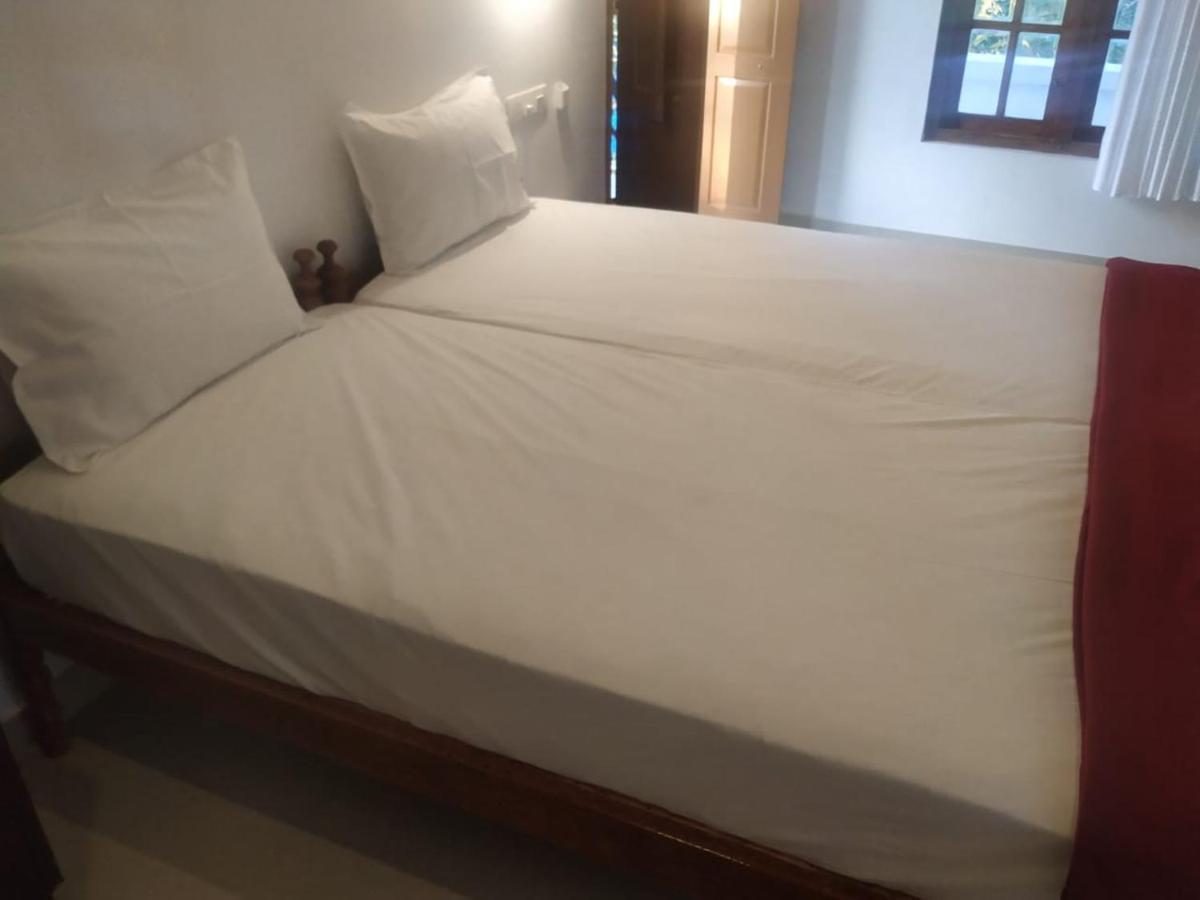 Vintage Inn Homestay شاطئ شيراي المظهر الخارجي الصورة
